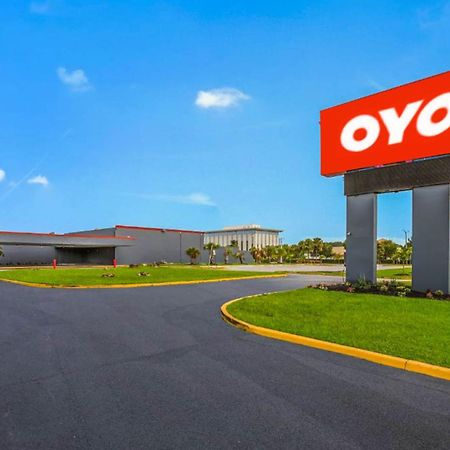 Oyo Hotel Orlando Airport Экстерьер фото