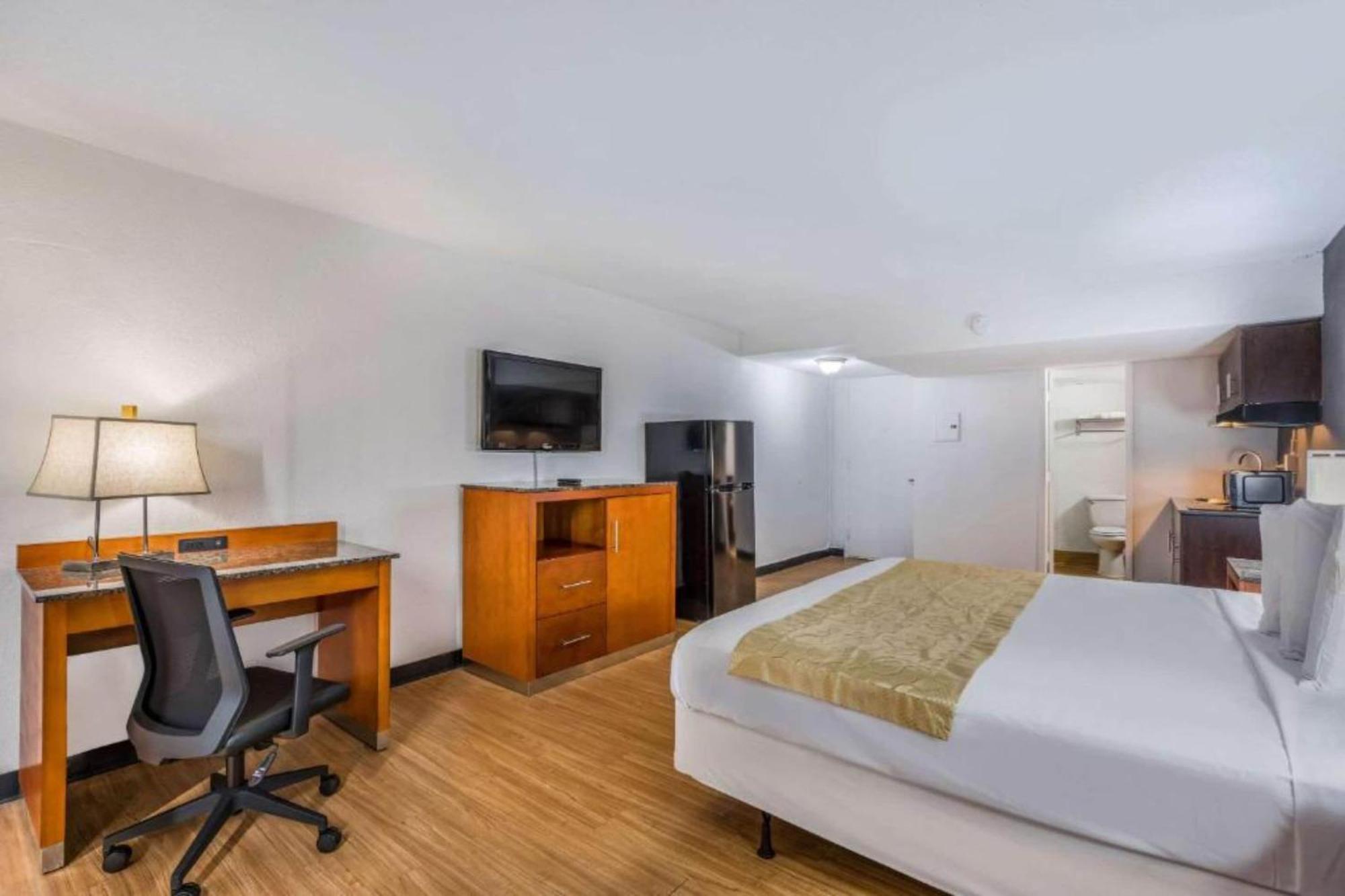 Oyo Hotel Orlando Airport Экстерьер фото