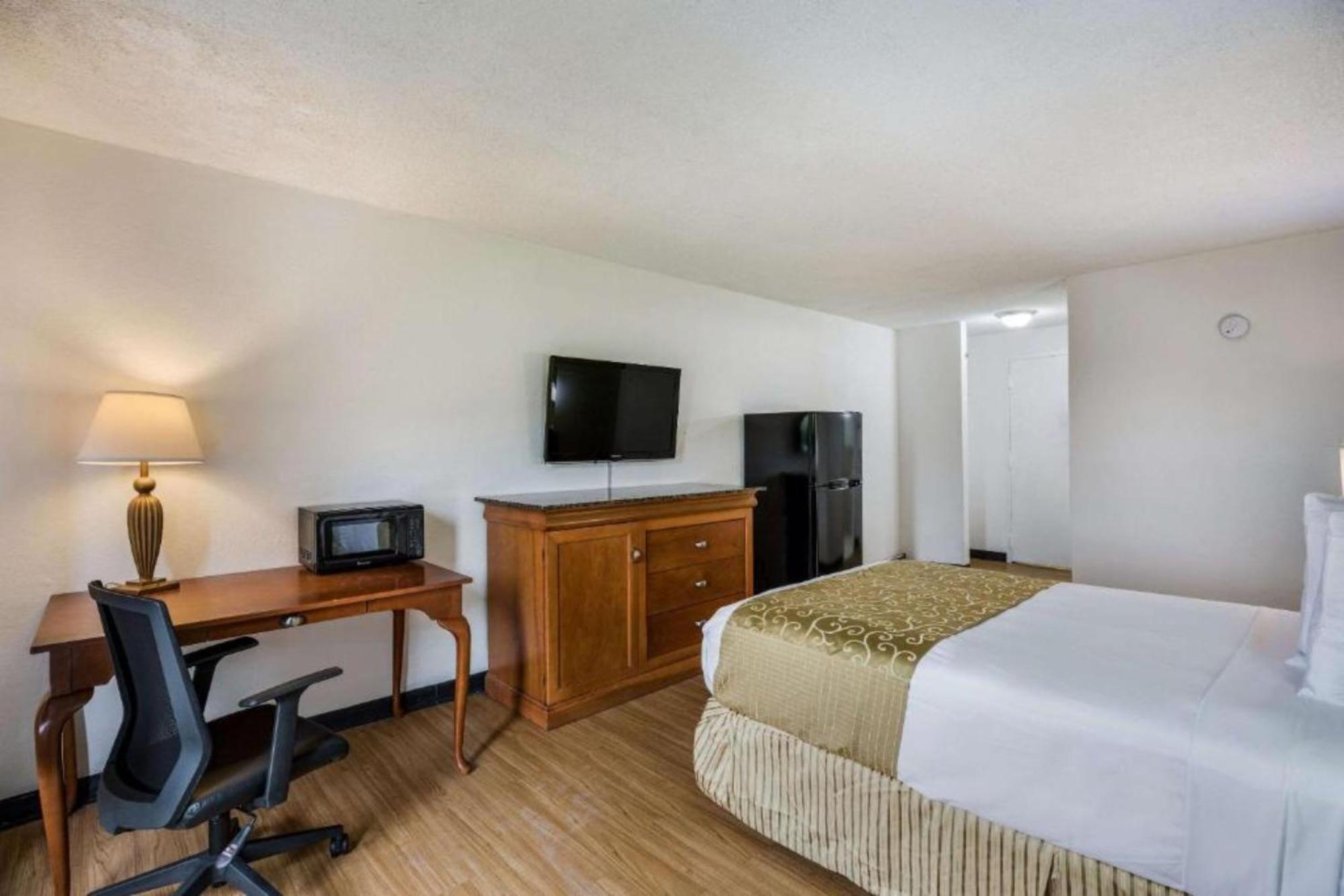 Oyo Hotel Orlando Airport Экстерьер фото